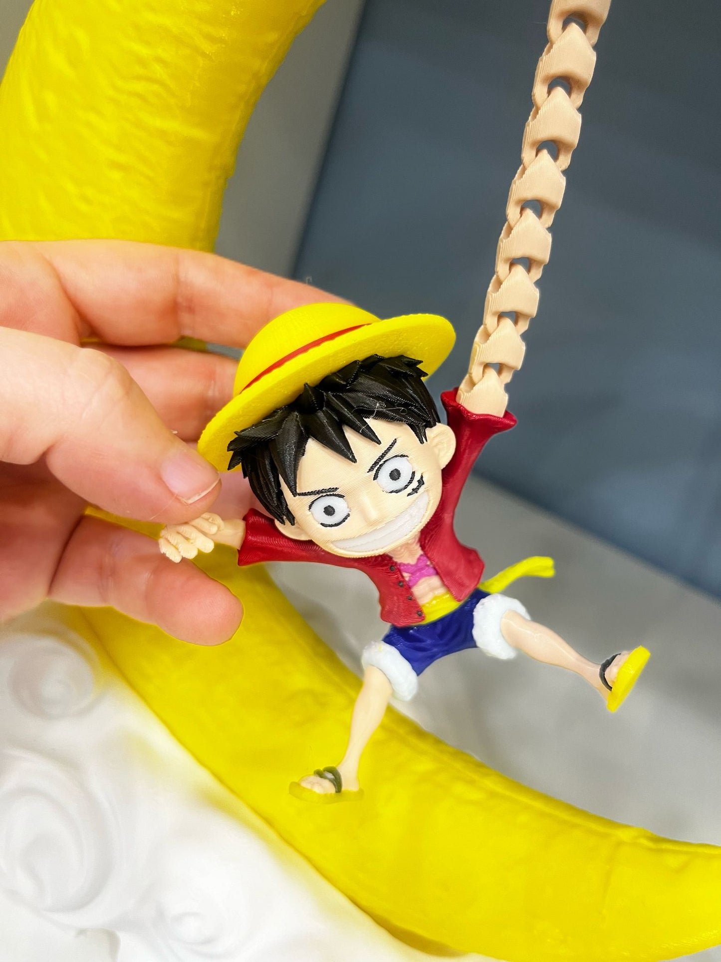 Figura Luffy One Piece Luna con Nubes