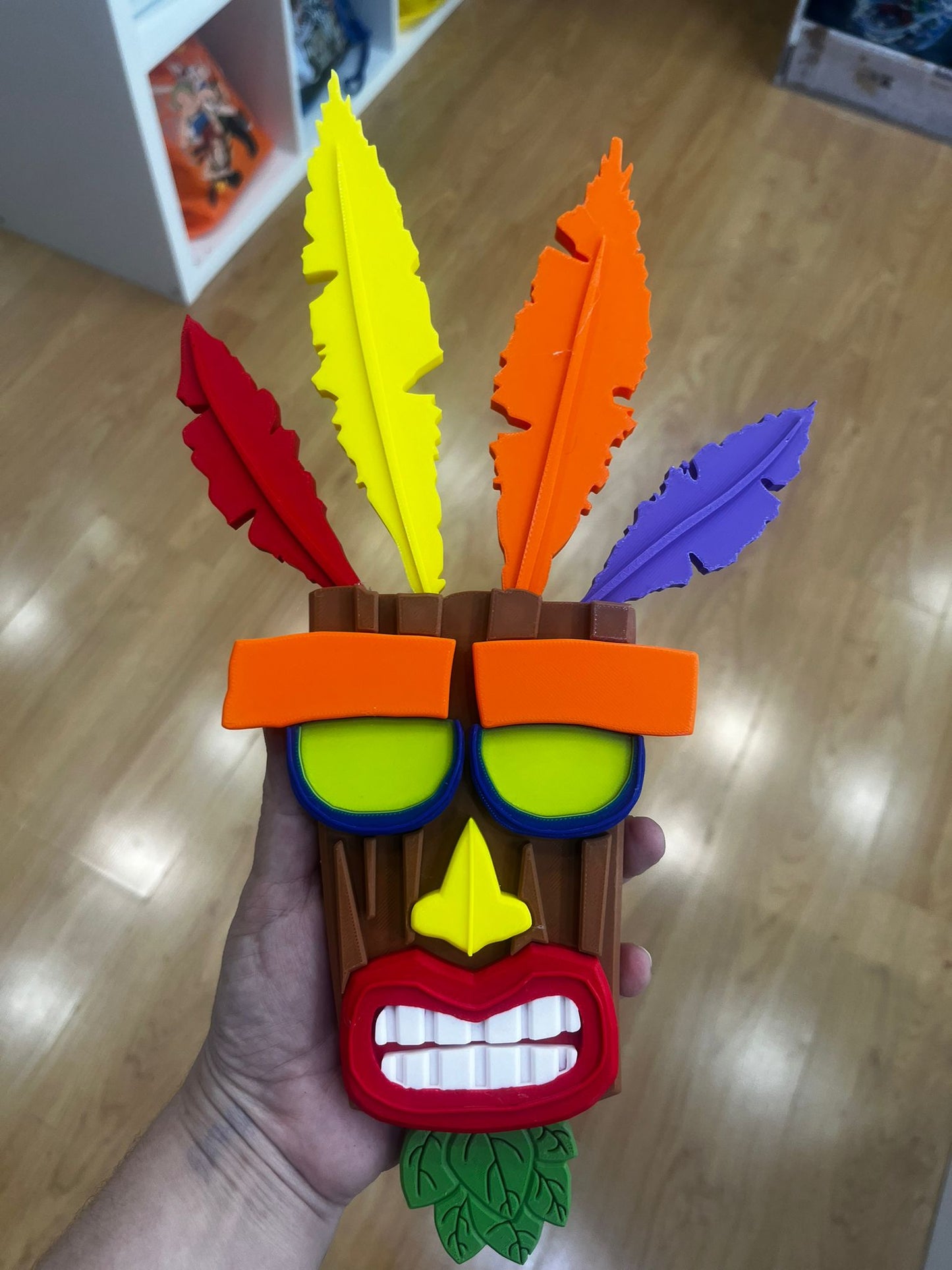 Réplica máscara Aku Aku Crash Bandicoot