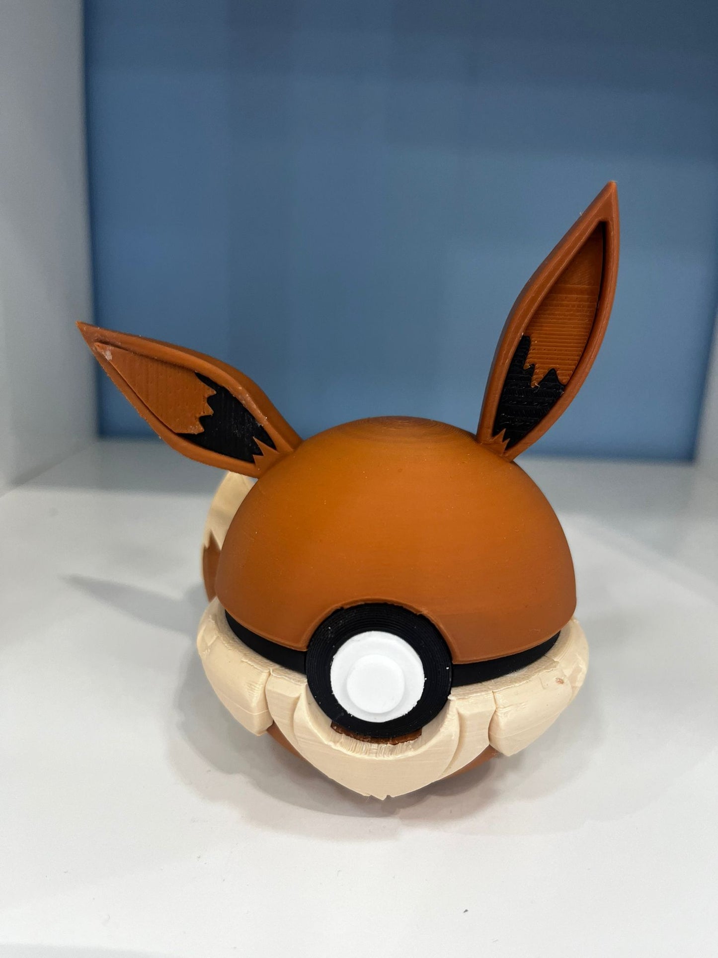 Bola Pokemon Eevee